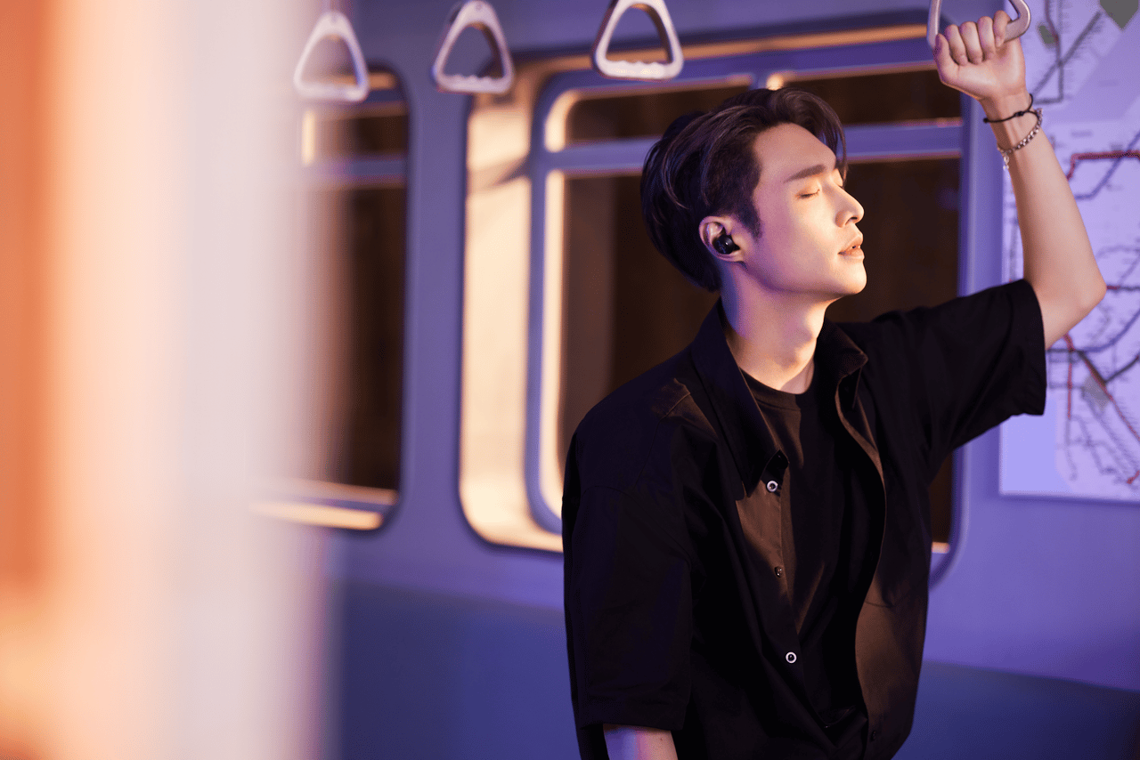 B&O Beoplay EQ with Lay Zhang 0011