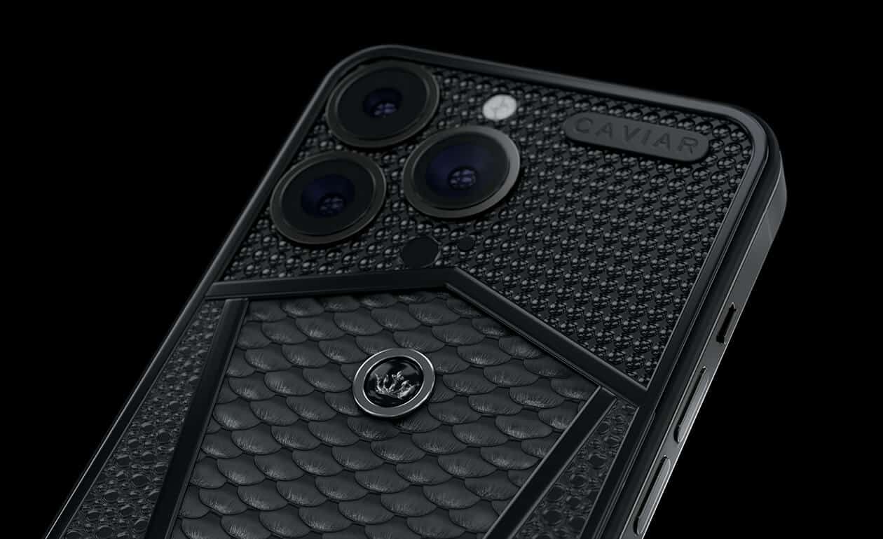 Apple iPhone - CAVAIR Black Caviar