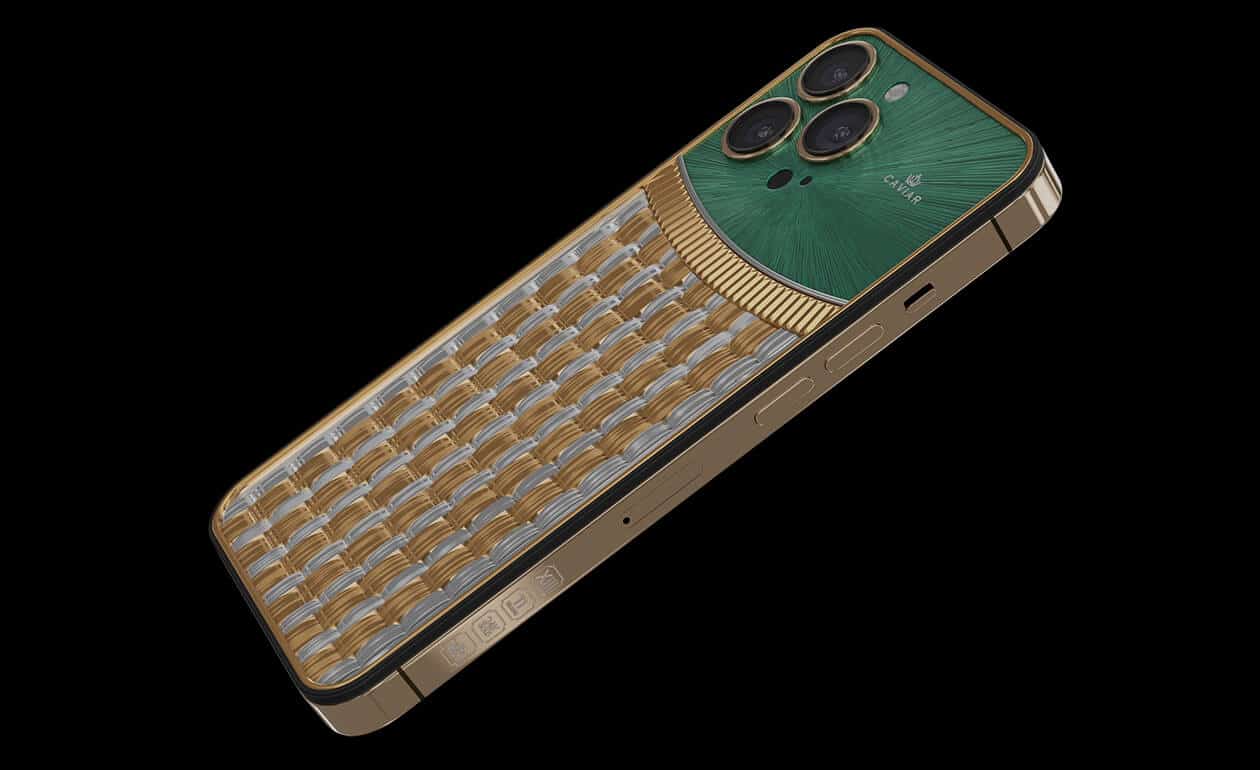 Apple iPhone - CAVIAR Green Rays