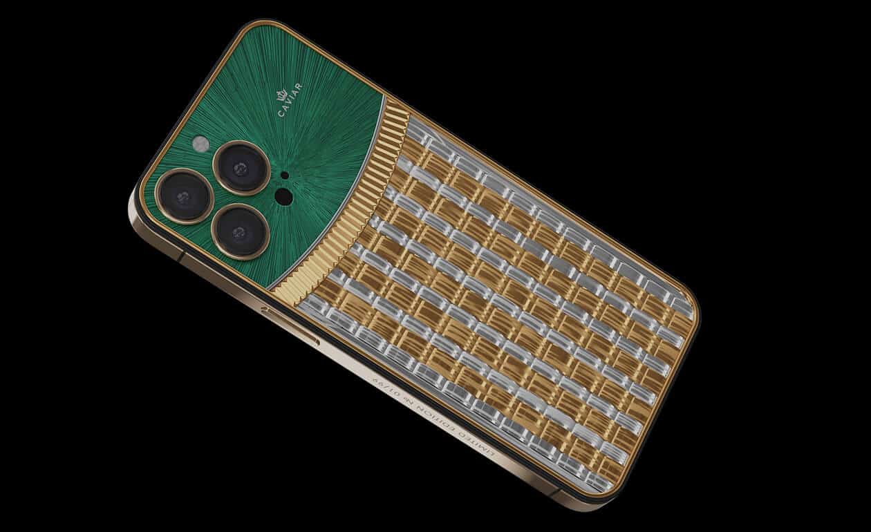 Apple iPhone - CAVIAR Green Rays