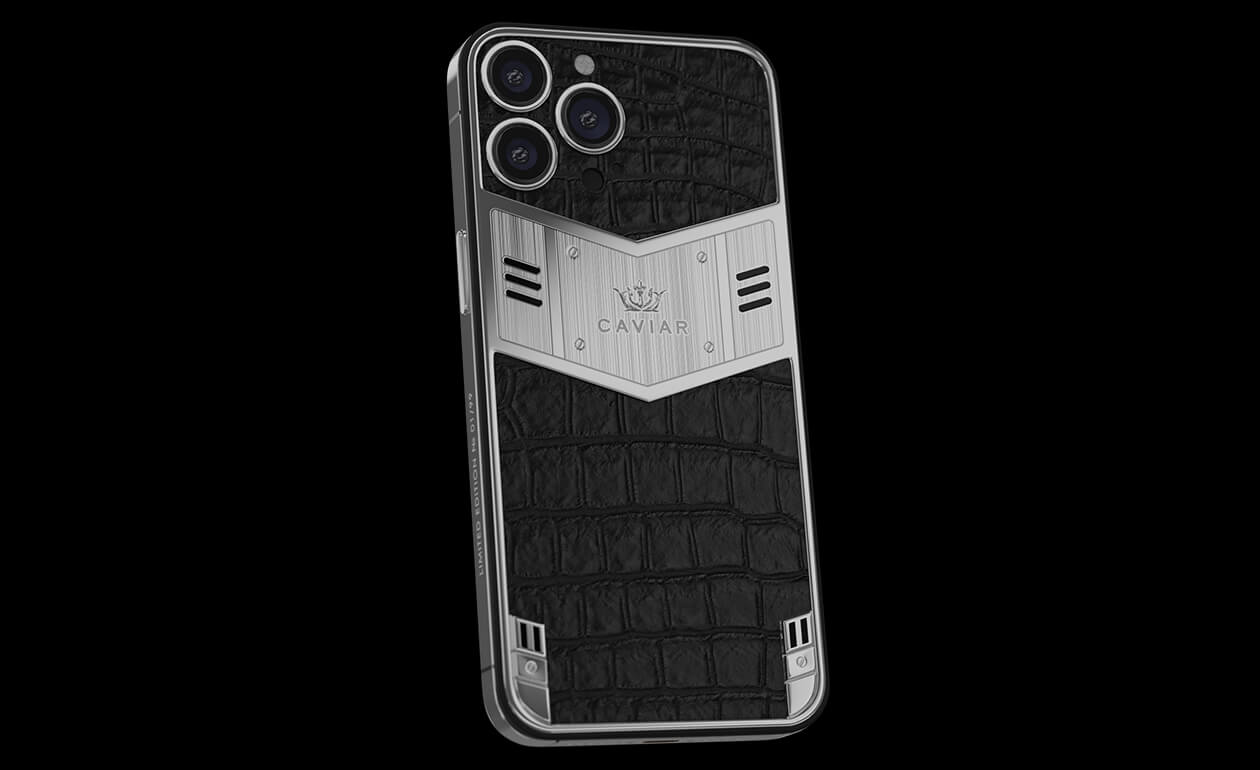 Apple iPhone - CAVIAR Alligator Titanium