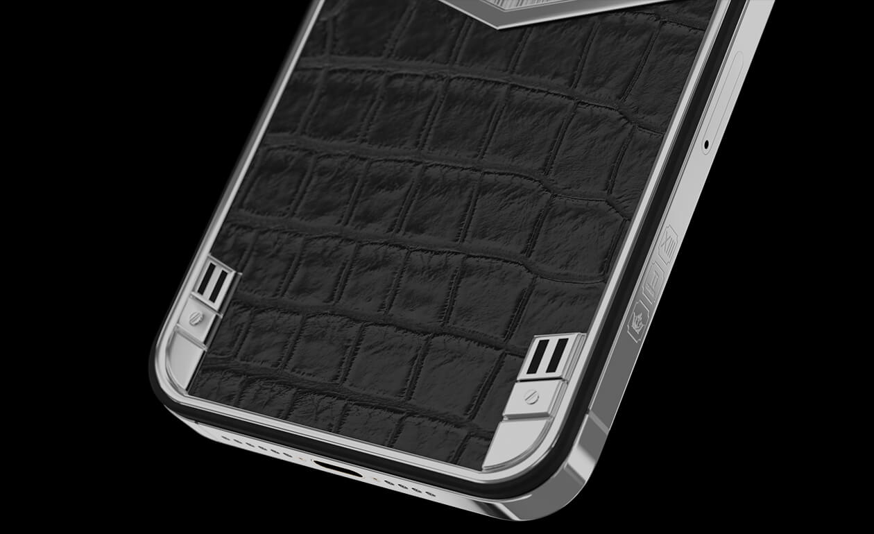 Apple iPhone - CAVIAR Alligator Titanium