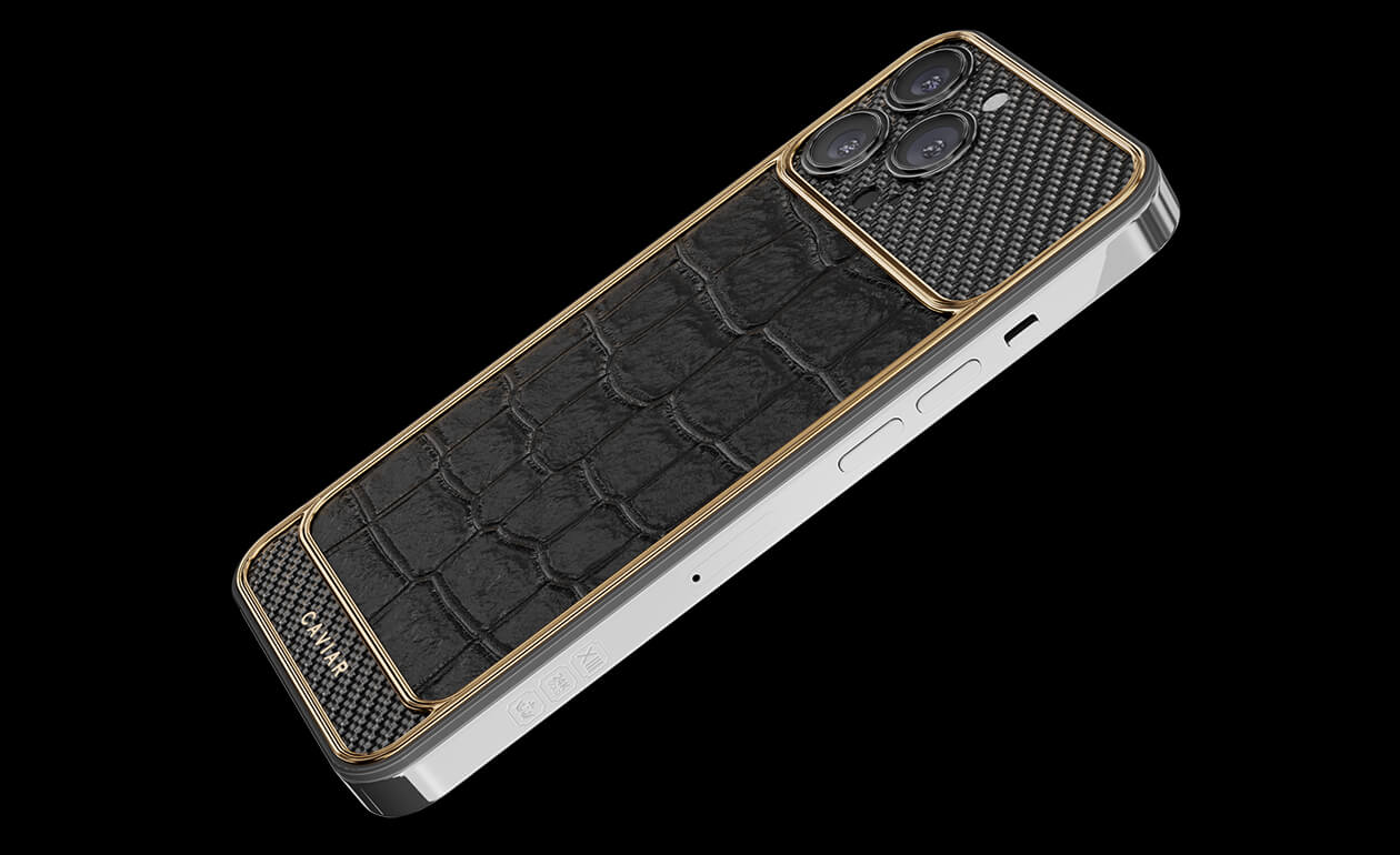 Apple iPhone - CAVIAR Black Alligator