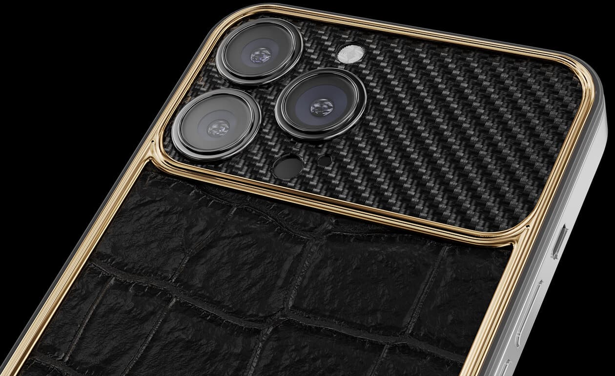 Apple iPhone - CAVIAR Black Alligator