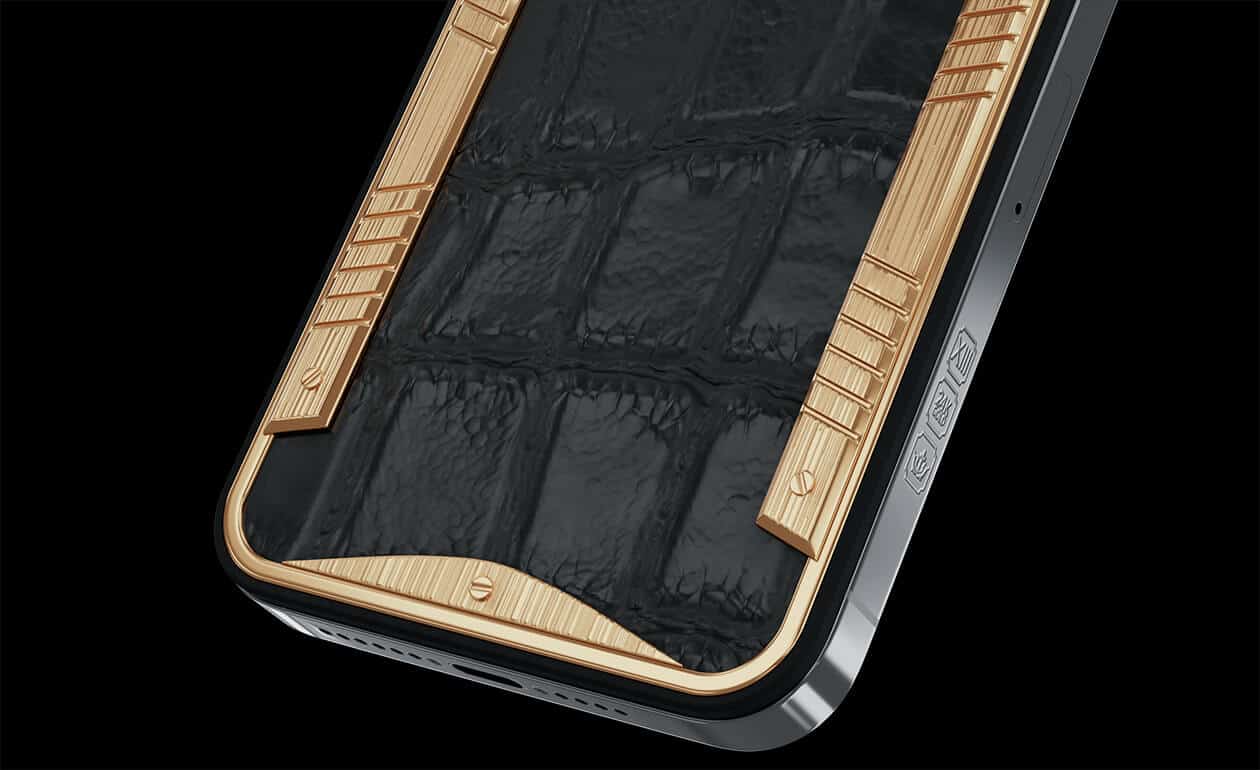 Apple iPhone - CAVIAR Gold Alligator