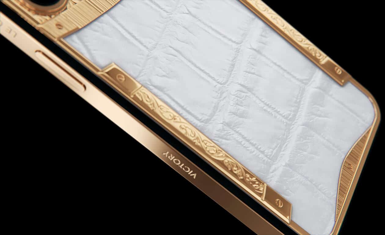 Apple iPhone - CAVIAR Gold Wind