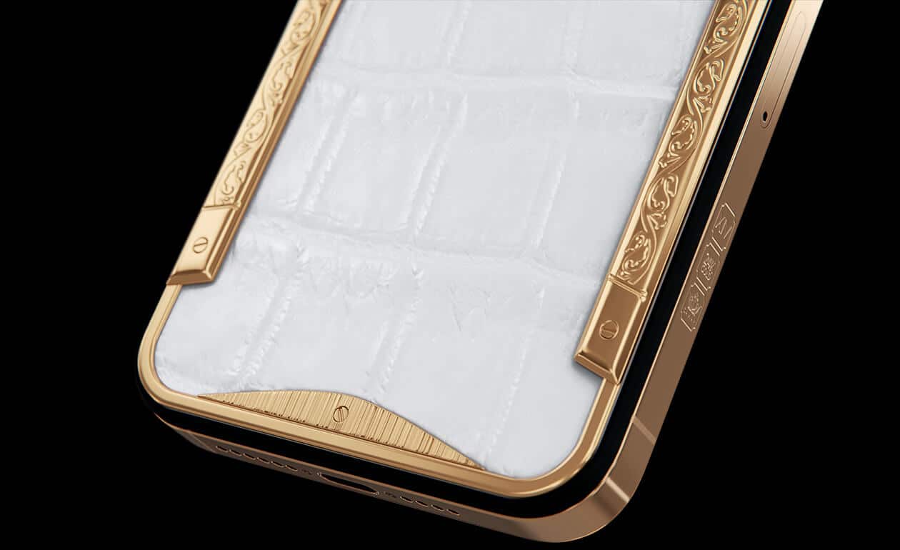 Apple iPhone - CAVIAR Gold Wind