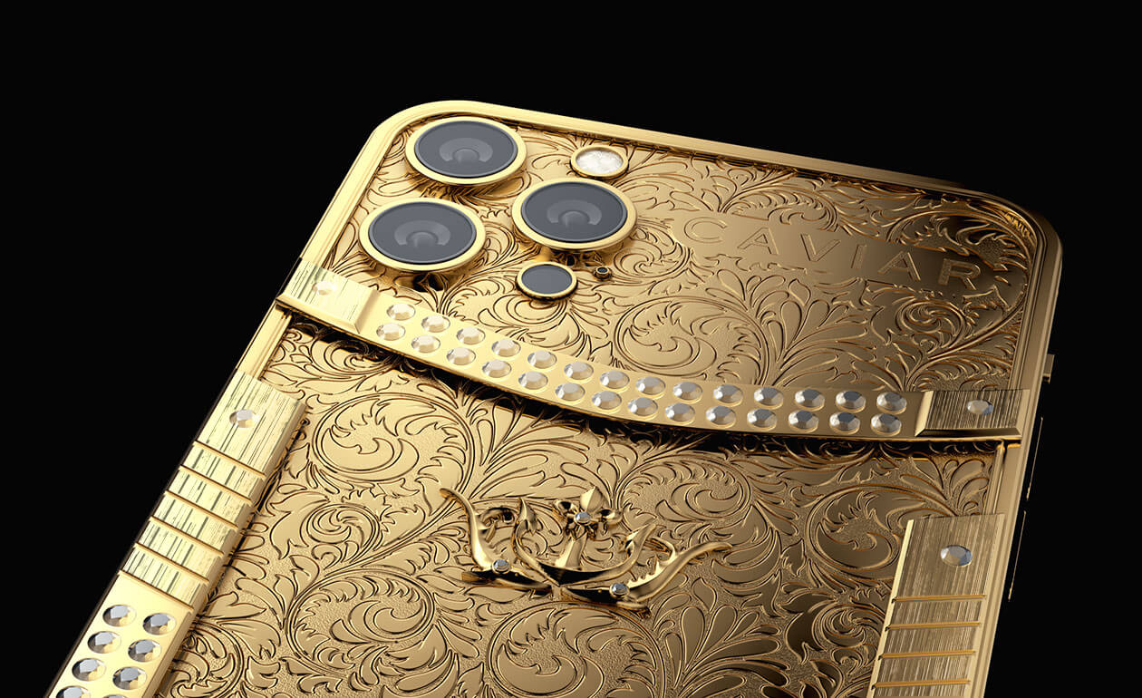 Apple iPhone - CAVIAR Solid Gold Unique