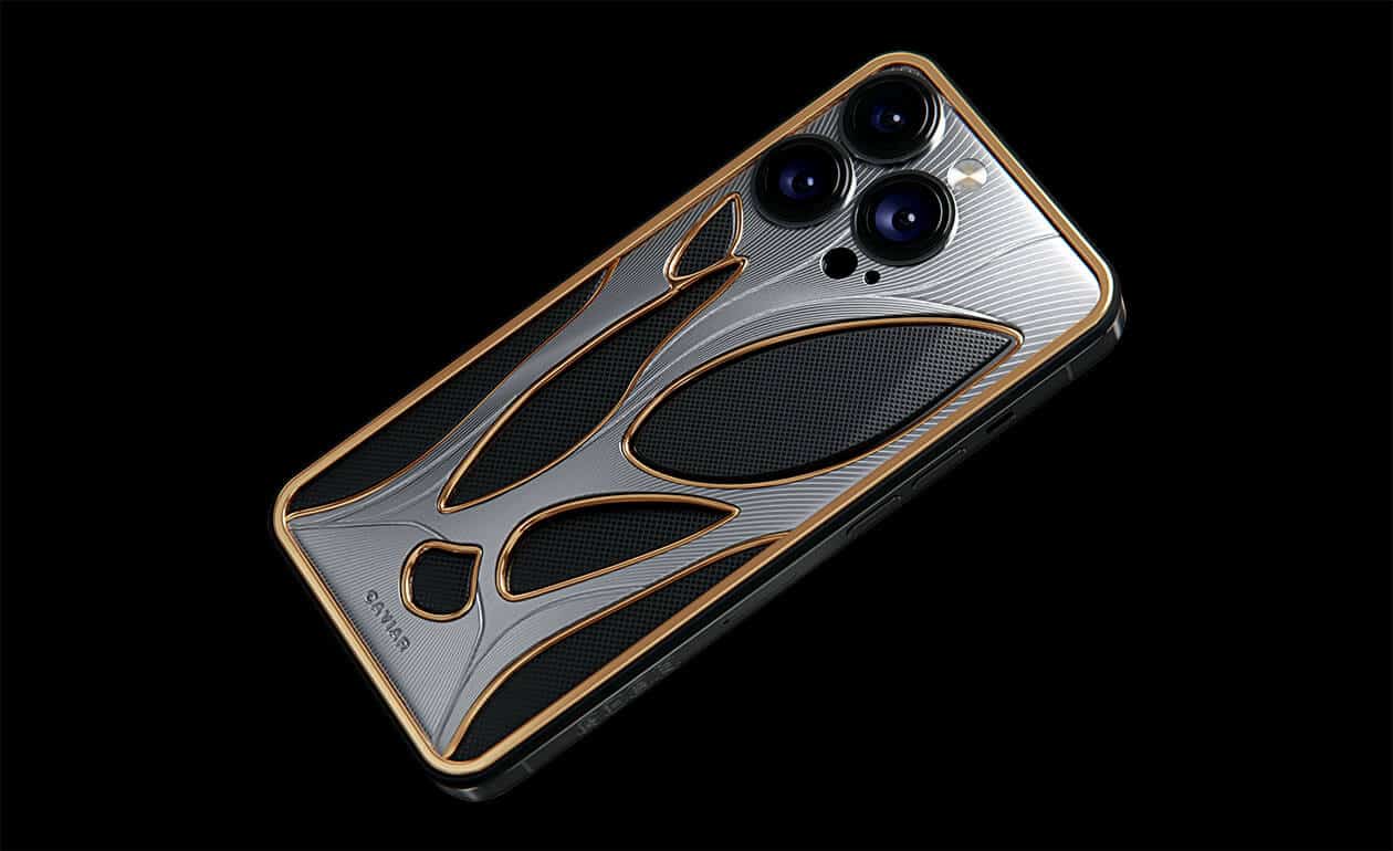 Apple iPhone - CAVIAR AI-Design Skyline