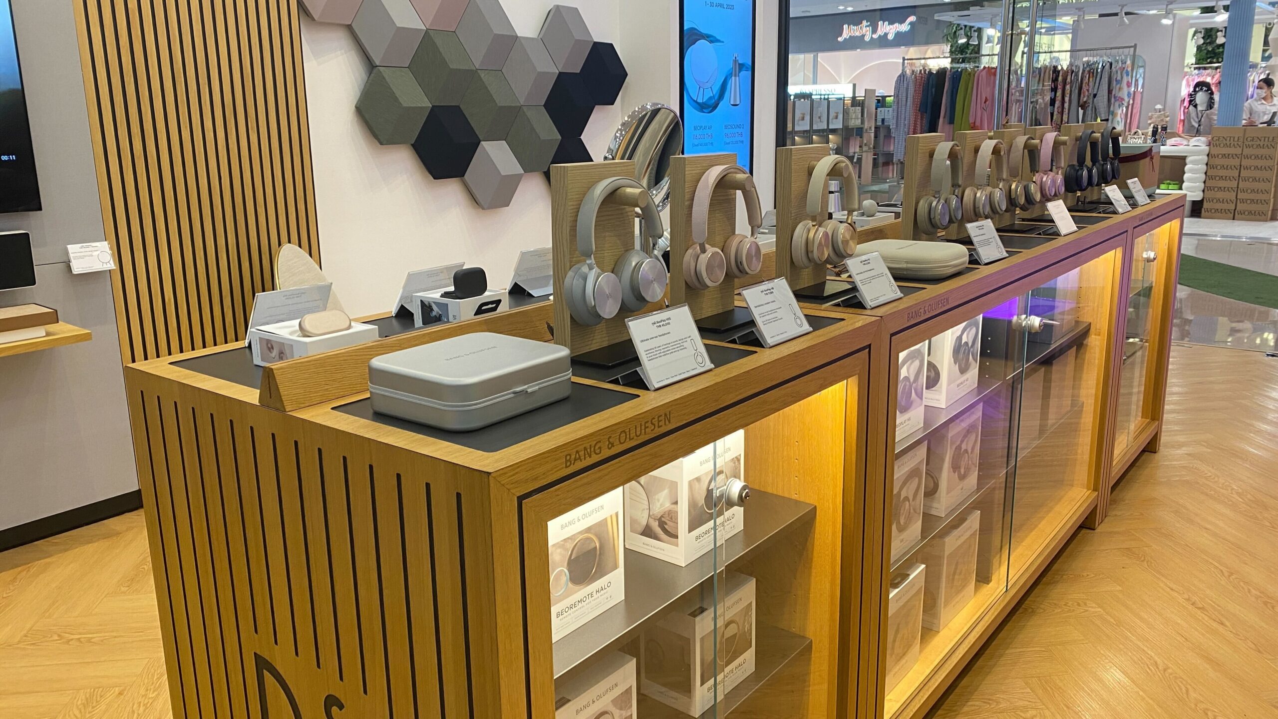 B&O - EASTVILLE หูฟัง OTG