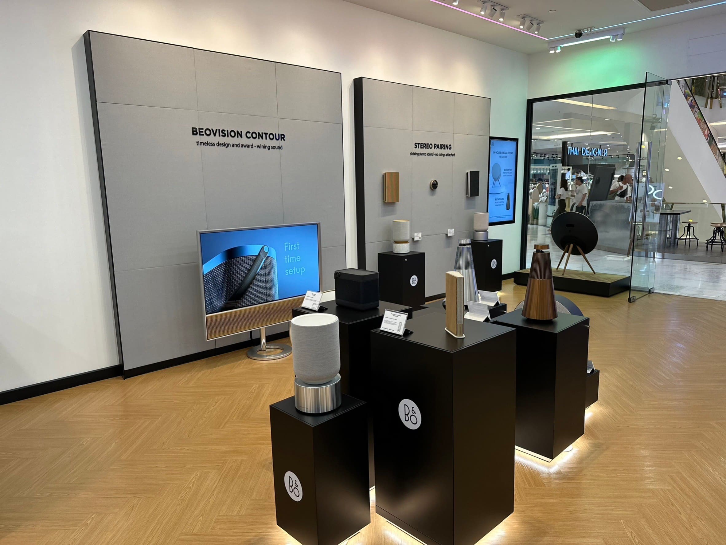 Bang & Olufsen Store - Emporium