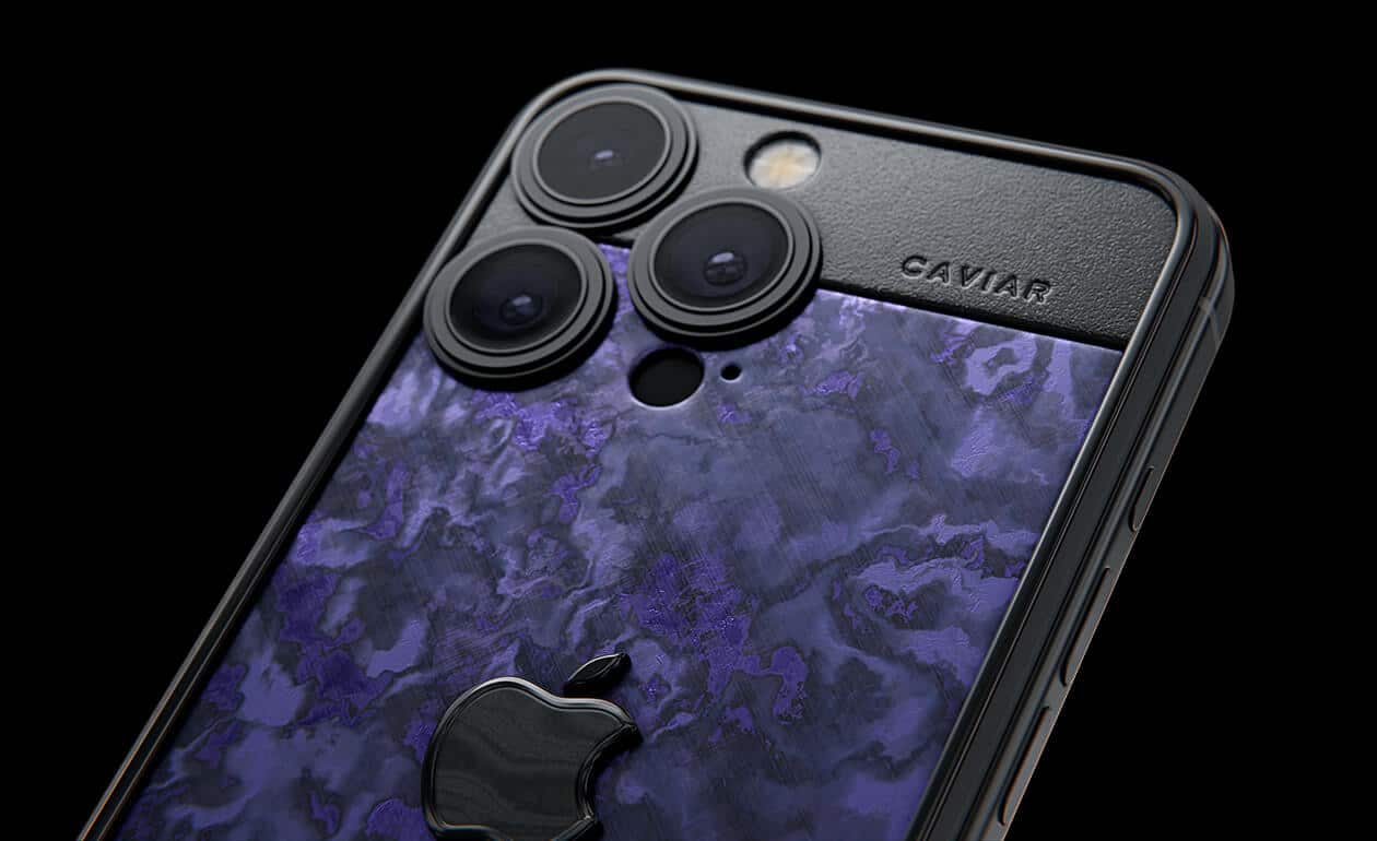 Caviar IPhone -Starry Night