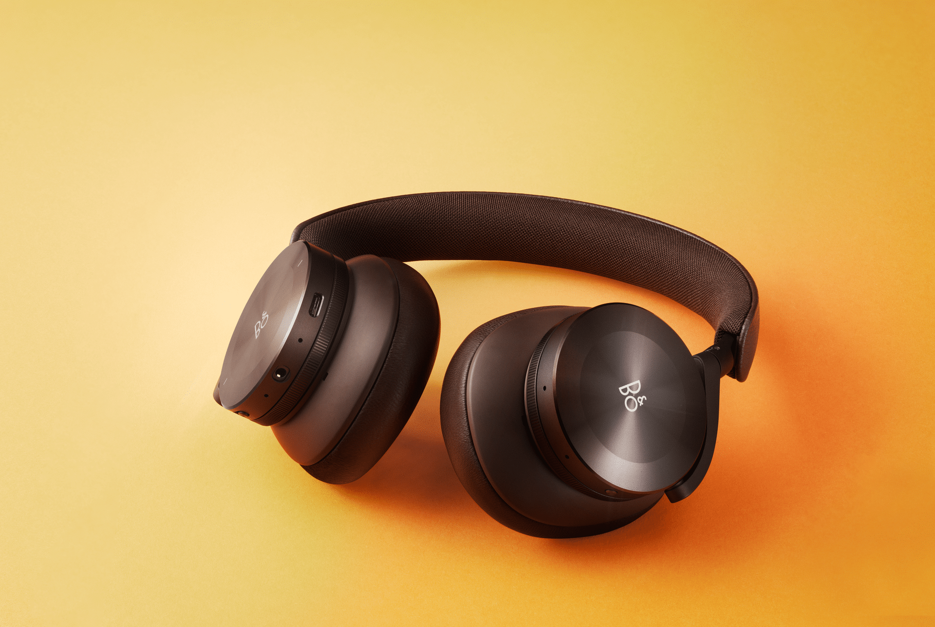 B&O Beoplay H95 Chestnut