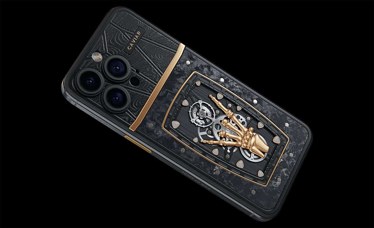 Caviar Iphone - 15 Pro/Max Rebel 9