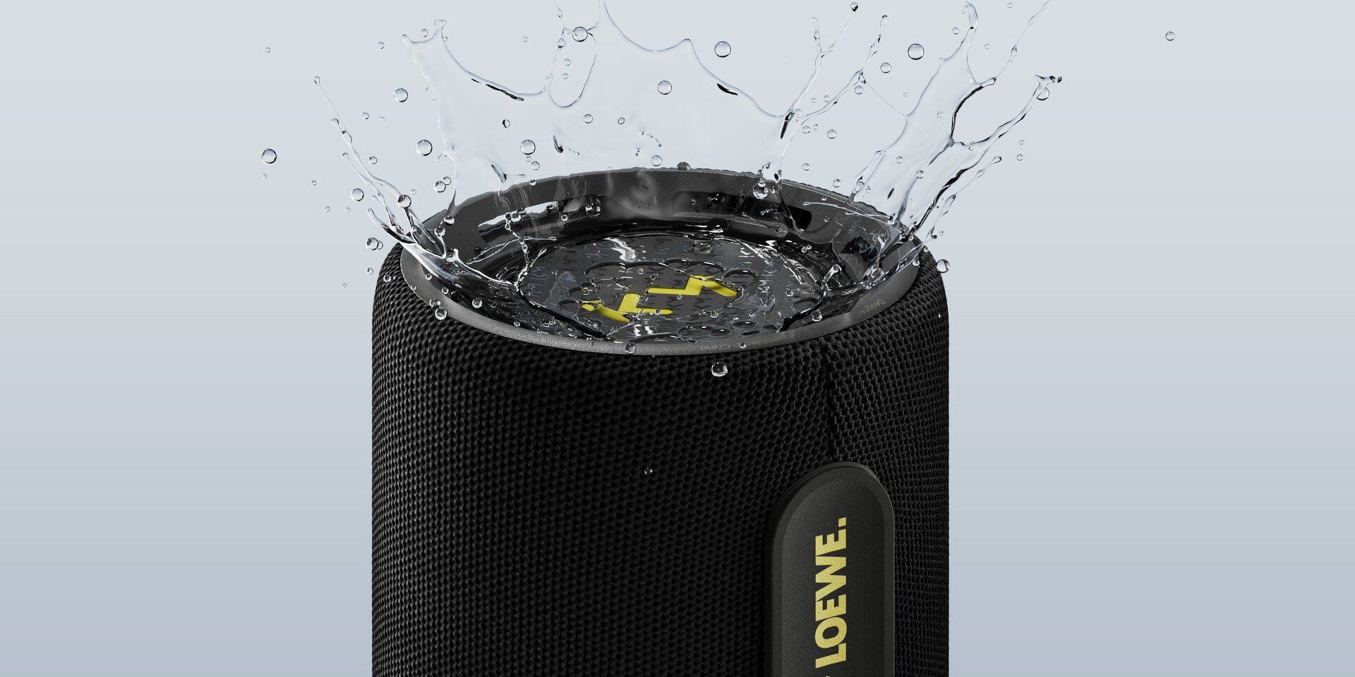 Loewe ลำโพง - We Hear Pro Outdoor2 corrected