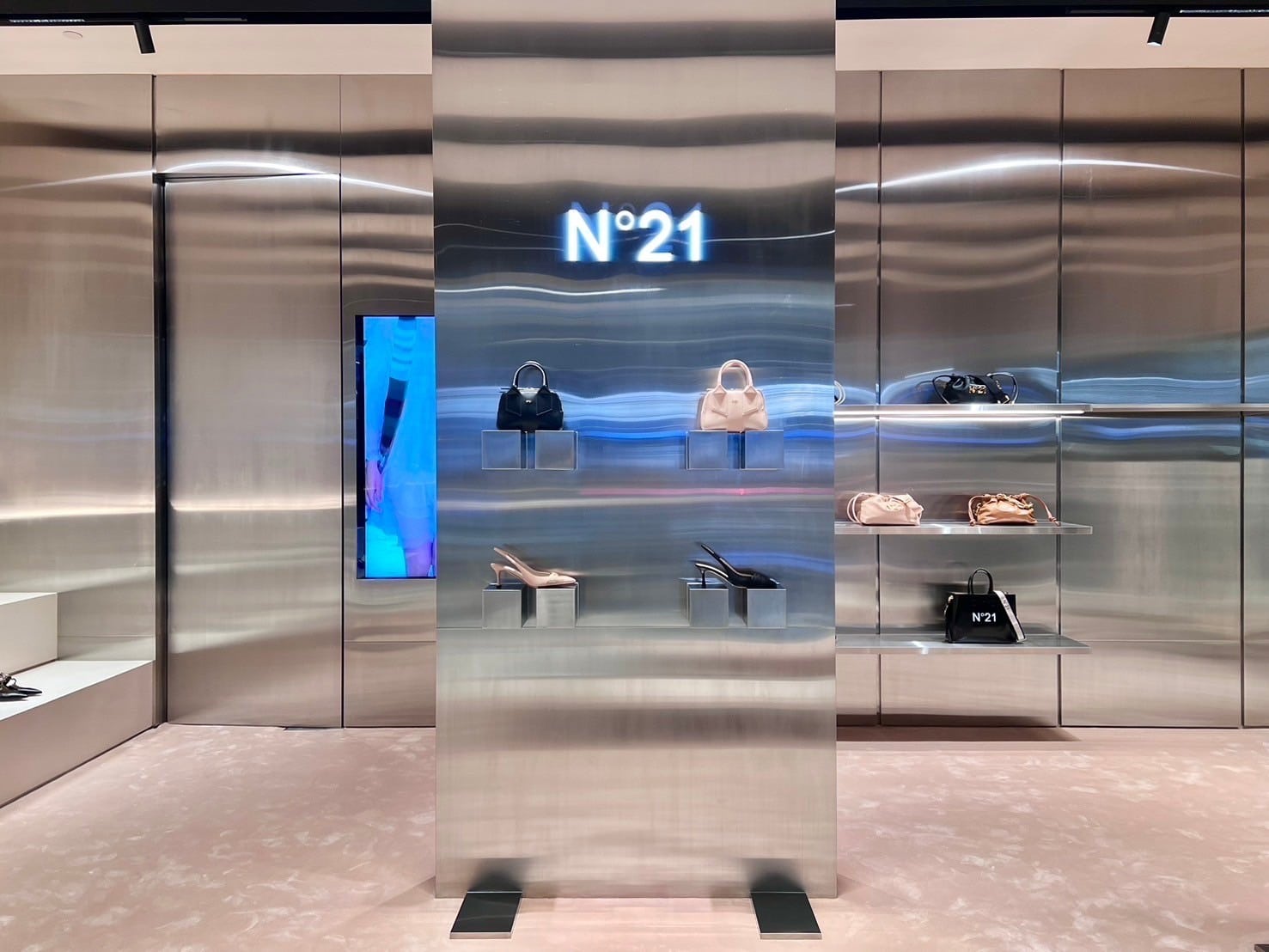 N21 Numero Ventuno